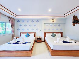 Phaithong Sotel Resort