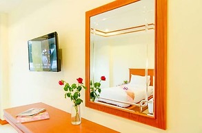 Phaithong Sotel Resort