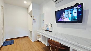 Phaithong Sotel Resort