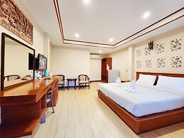 Phaithong Sotel Resort
