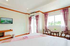 Phaithong Sotel Resort