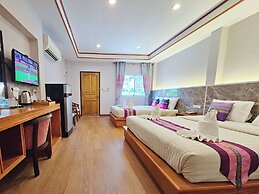 Phaithong Sotel Resort