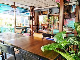 Phaithong Sotel Resort