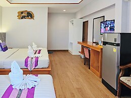 Phaithong Sotel Resort