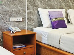 Phaithong Sotel Resort