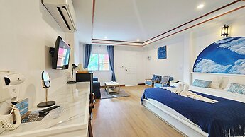 Phaithong Sotel Resort