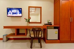 Phaithong Sotel Resort