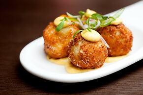 Kimpton Gray Hotel by IHG