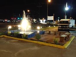 Rose City Inn & Suites