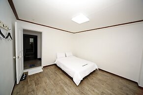 Ekonomy Hotel Mokpo