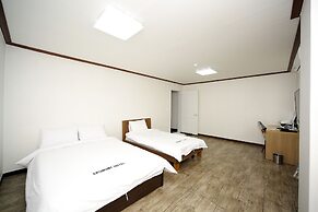Ekonomy Hotel Mokpo