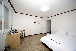 Ekonomy Hotel Mokpo
