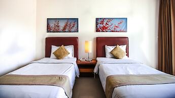 B2 Premier Hotel & Resort