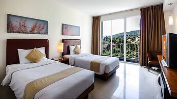 B2 Premier Hotel & Resort