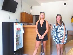 Spunky Premiere Kuta