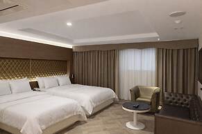 Zenith Hotel