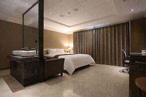 Zenith Hotel