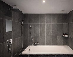 Zenith Hotel