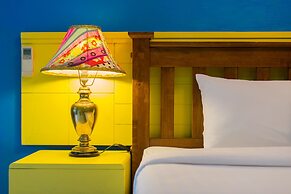 Barefoot Hotel Kalim Beach Front