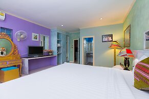 Barefoot Hotel Kalim Beach Front