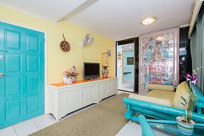 Barefoot Hotel Kalim Beach Front