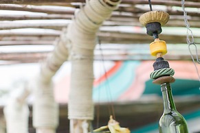 Barefoot Hotel Kalim Beach Front