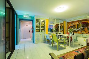 Barefoot Hotel Kalim Beach Front