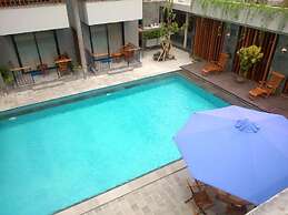 Grand Laguna Hotel & Villa