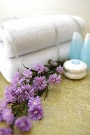 Grand Laguna Hotel & Villa