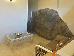 The Apartments at Jolly Castle