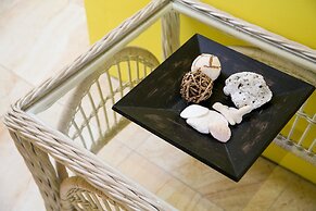 The Apartments at Jolly Castle