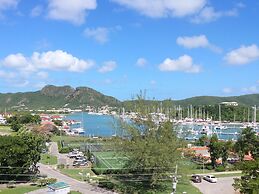 The Apartments at Jolly Castle