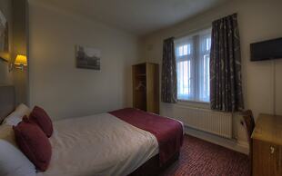 Royal Hotel