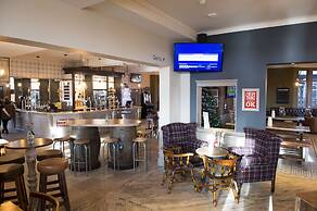 Royal Hotel