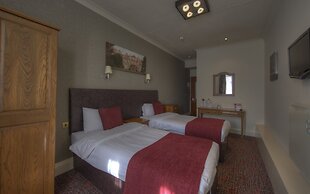 Royal Hotel
