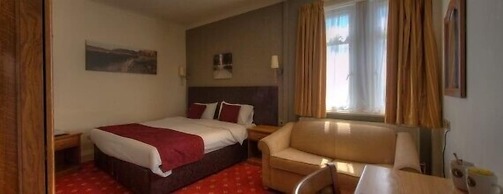 Royal Hotel