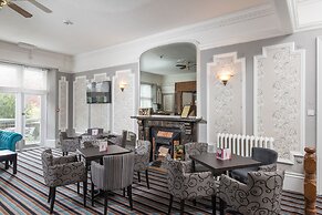 The Valley of Rocks Hotel