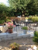 Vivans Bed & Self catering