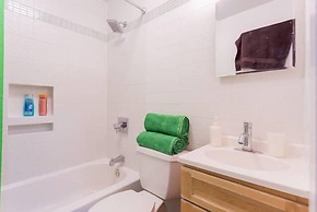 Beautiful 1 Bedroom Apartment