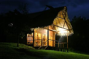 Sauce Lodge Laguna Azul