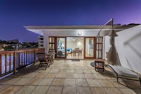 Aquamarine Guest House