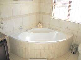 Aquamarine Guest House