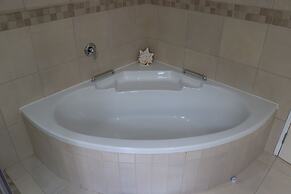 Aquamarine Guest House