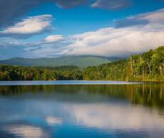 Mountainaire Inn and Log Cabins
