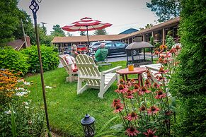 Mountainaire Inn and Log Cabins