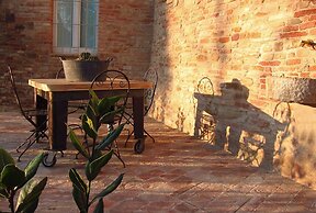 Castello di Granarola Relais – Adults Friendly
