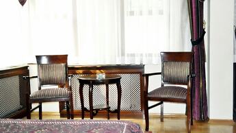 Turquhouse Hotel