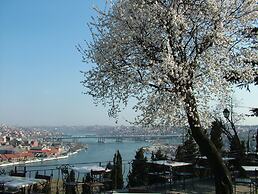 Turquhouse Hotel