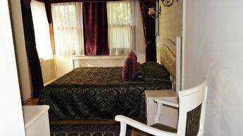 Turquhouse Hotel