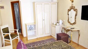 Turquhouse Hotel